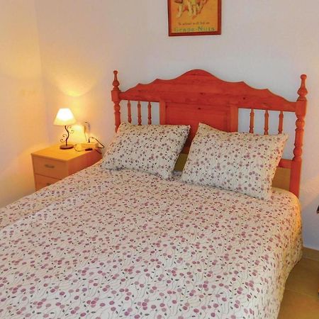 Cozy Apartment In Torrevieja-La Mata With Kitchen Extérieur photo