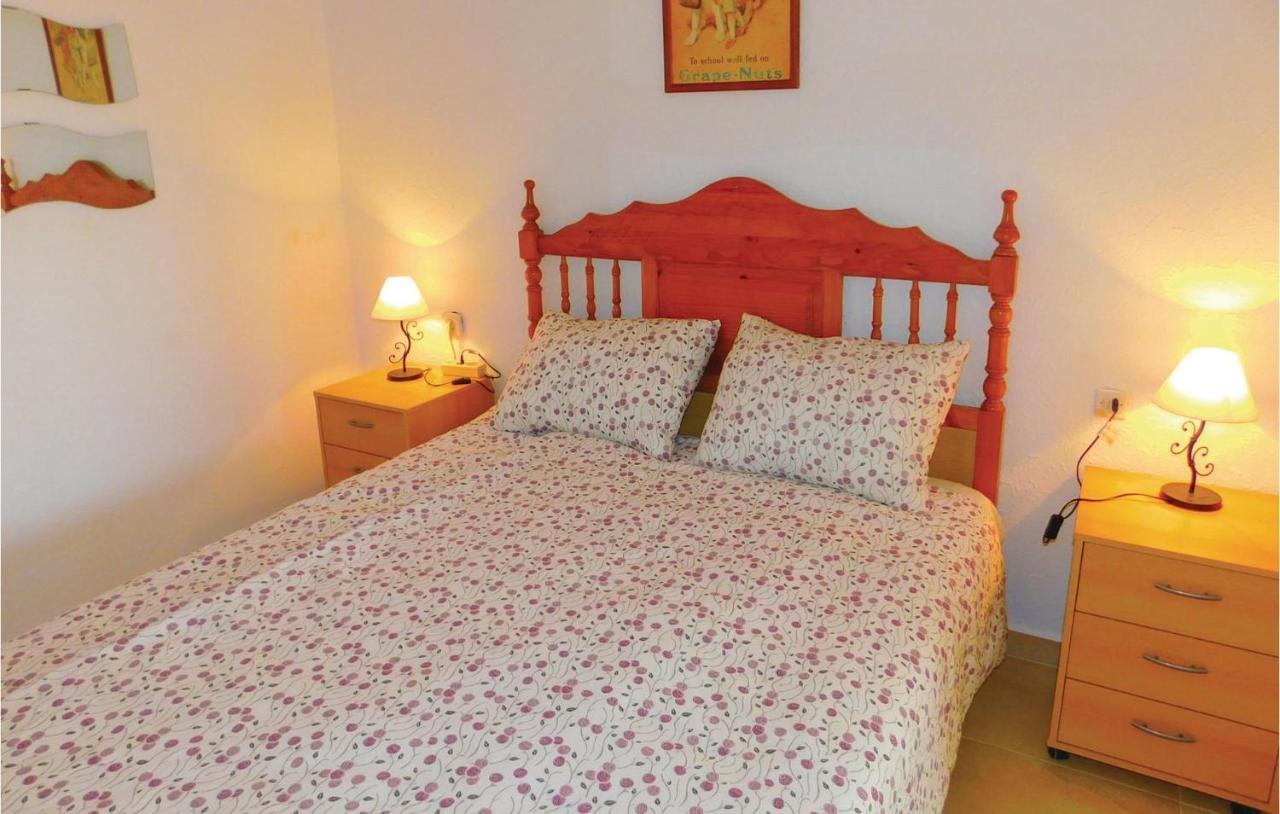 Cozy Apartment In Torrevieja-La Mata With Kitchen Extérieur photo