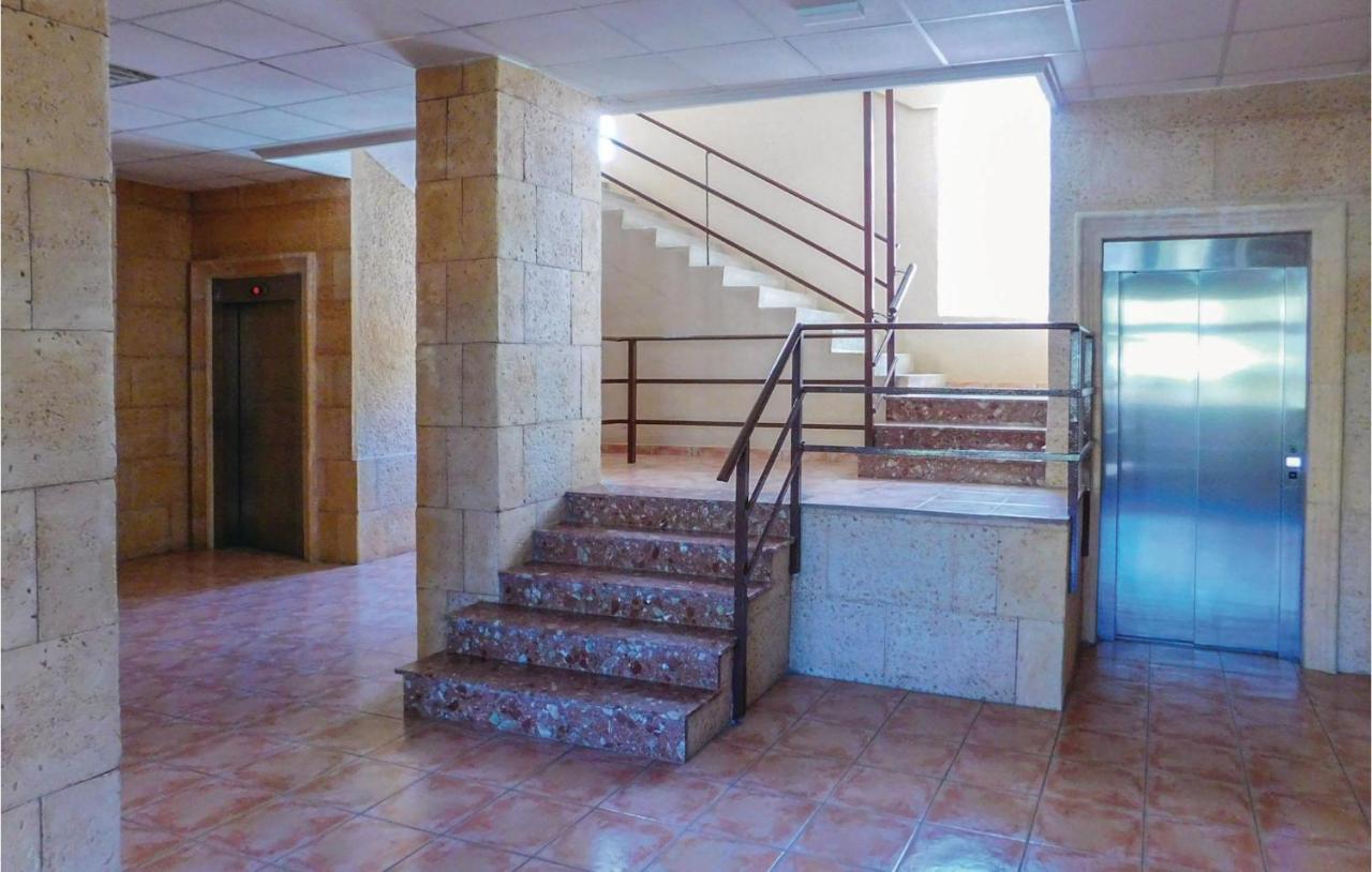 Cozy Apartment In Torrevieja-La Mata With Kitchen Extérieur photo