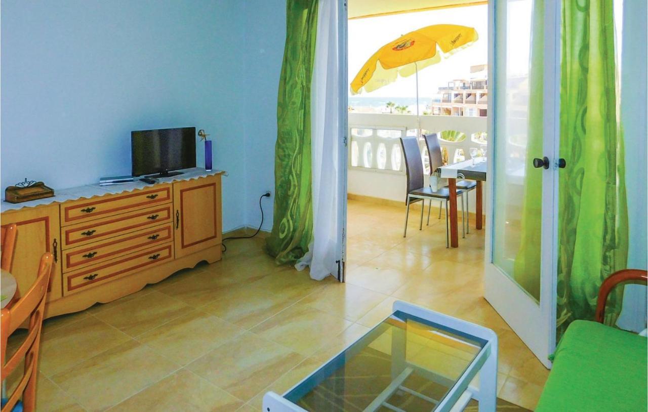 Cozy Apartment In Torrevieja-La Mata With Kitchen Extérieur photo